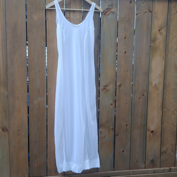 CLEARANCE Vintage 60s Full Slip - Picture 2 of 3
